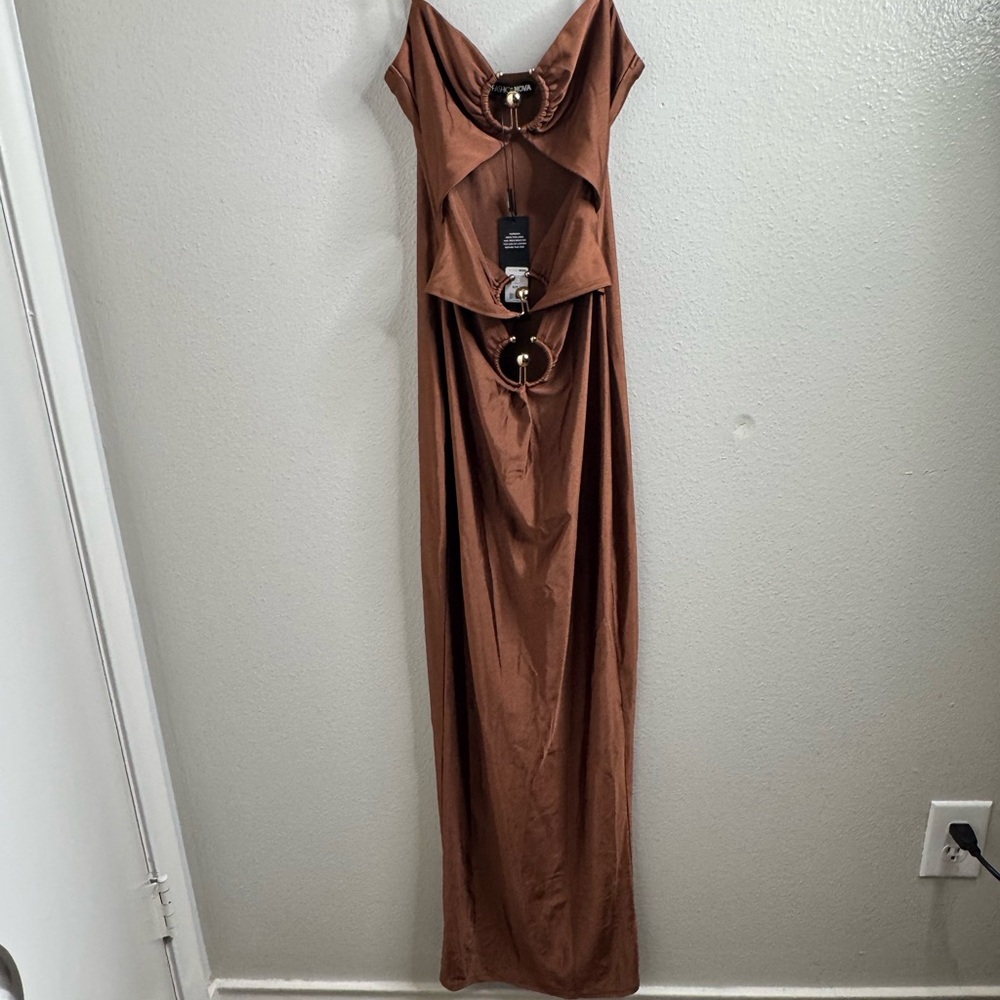 Fashion Nova Brown Sleeveless Maxi Dress with Front Cutouts & Ring Accents